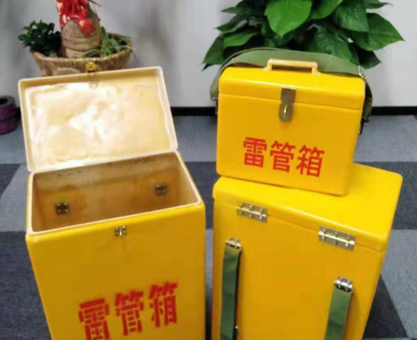 凌河玻璃钢雷管箱有哪些特点